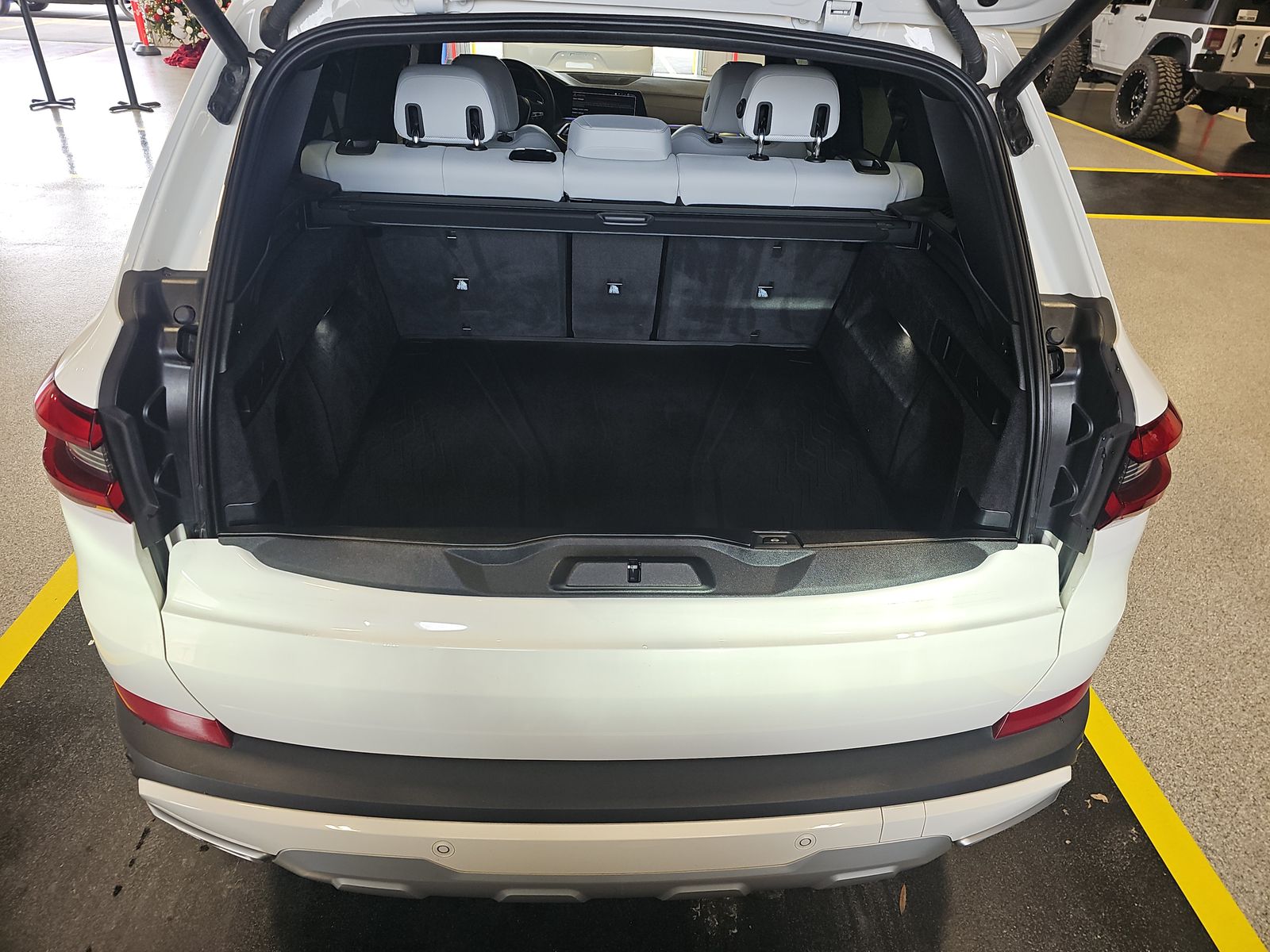 2023 BMW X5 sDrive40i RWD