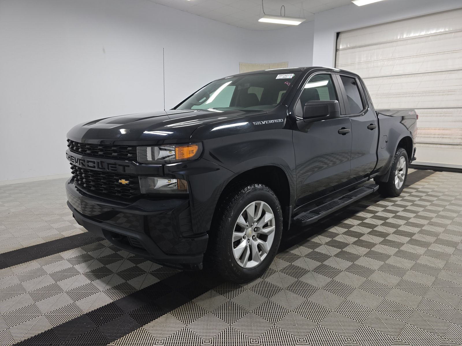 2019 Chevrolet Silverado 1500 Custom AWD