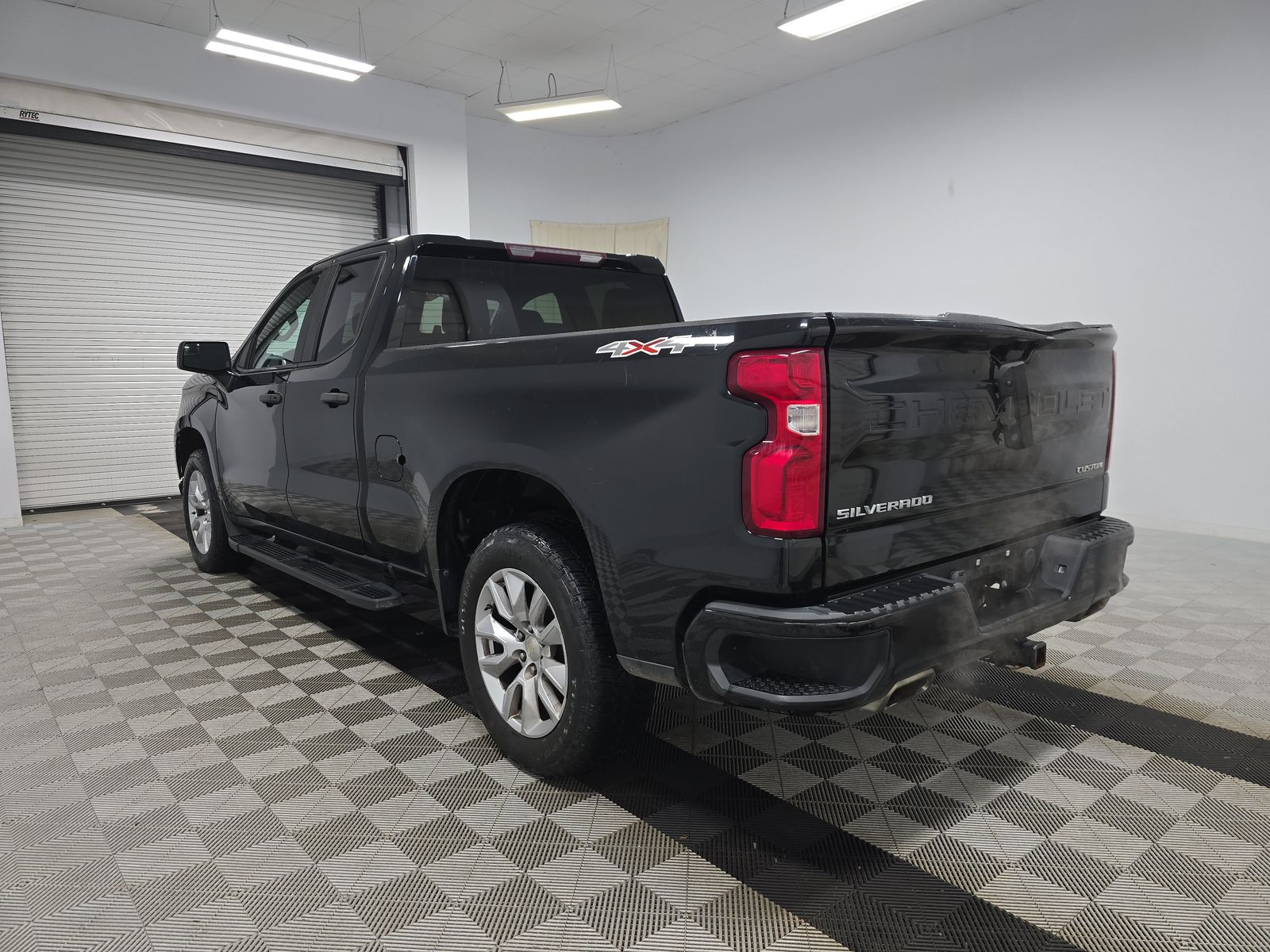 2019 Chevrolet Silverado 1500 Custom AWD