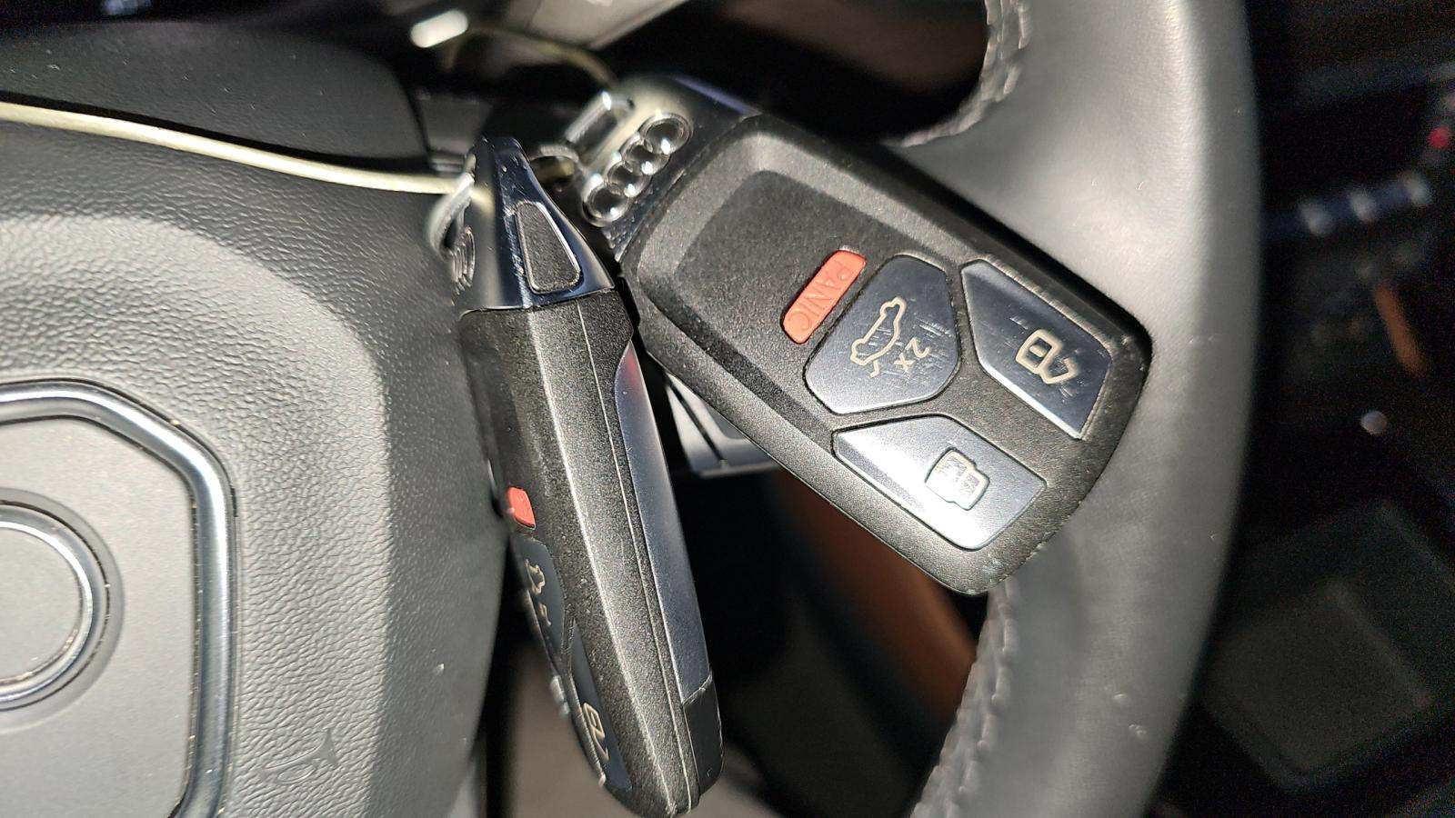 2022 Audi Q5 e Plug-In Hybrid S line Premium Plus AWD