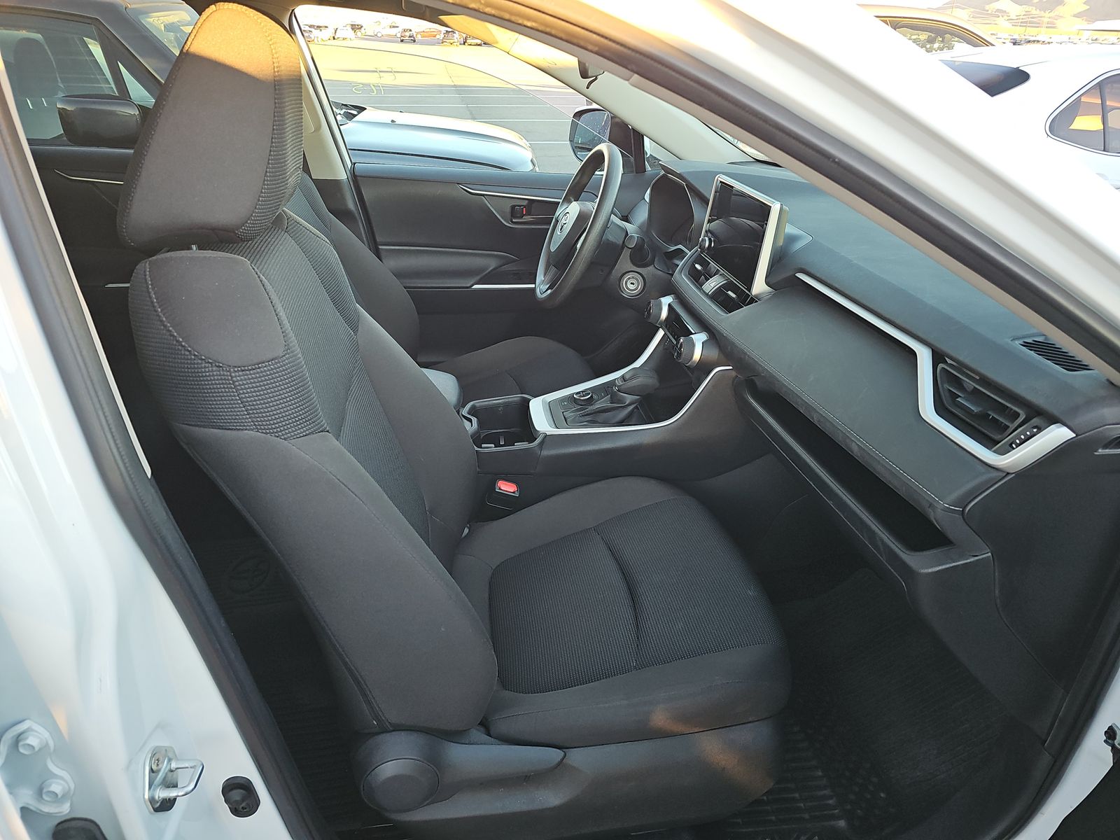 2024 Toyota RAV4 Hybrid LE AWD