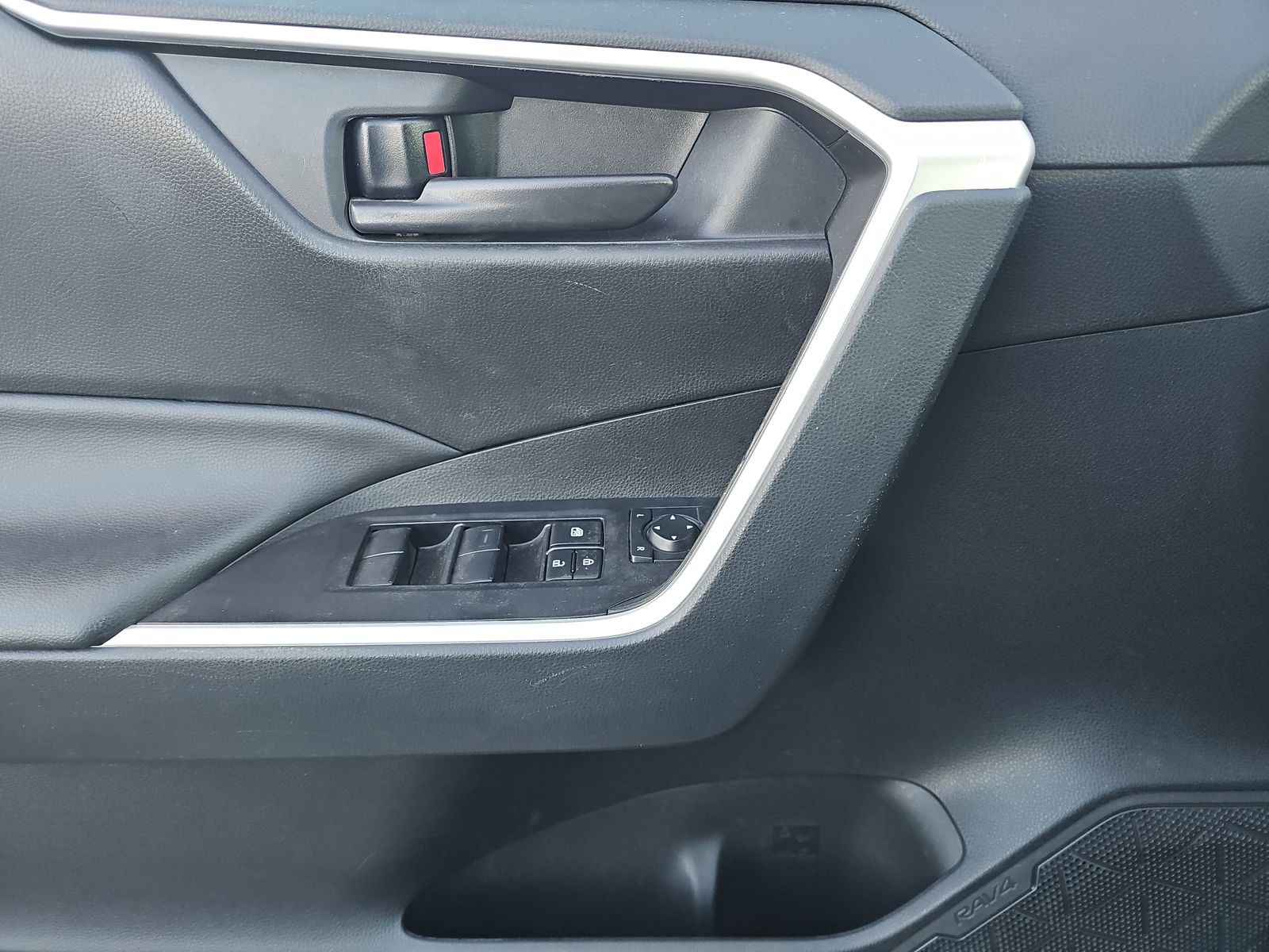 2024 Toyota RAV4 Hybrid LE AWD