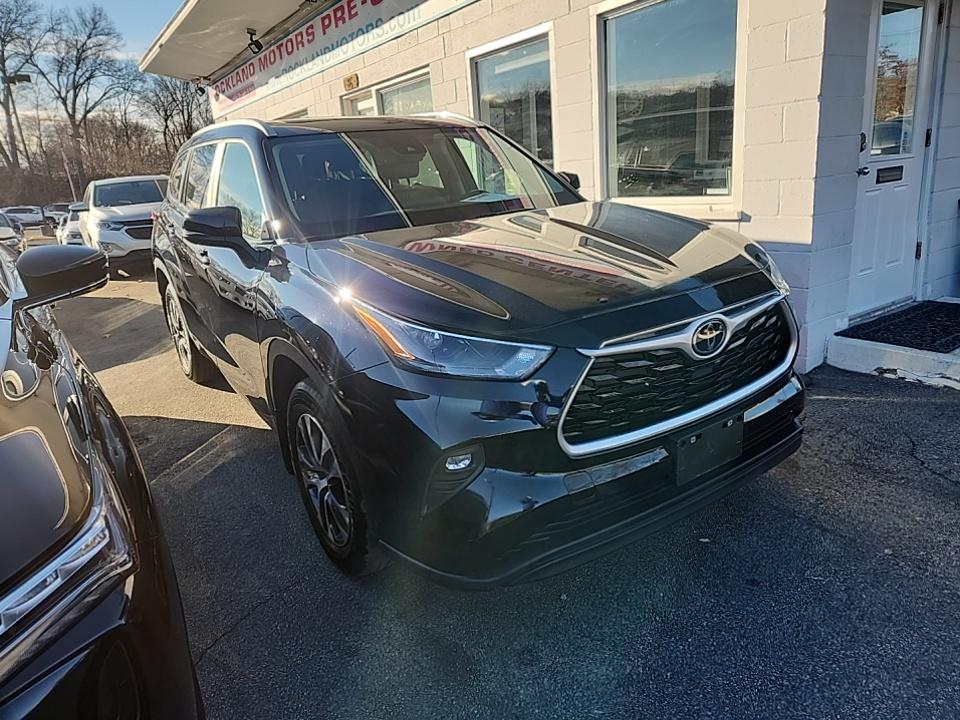 2023 Toyota Highlander XLE AWD