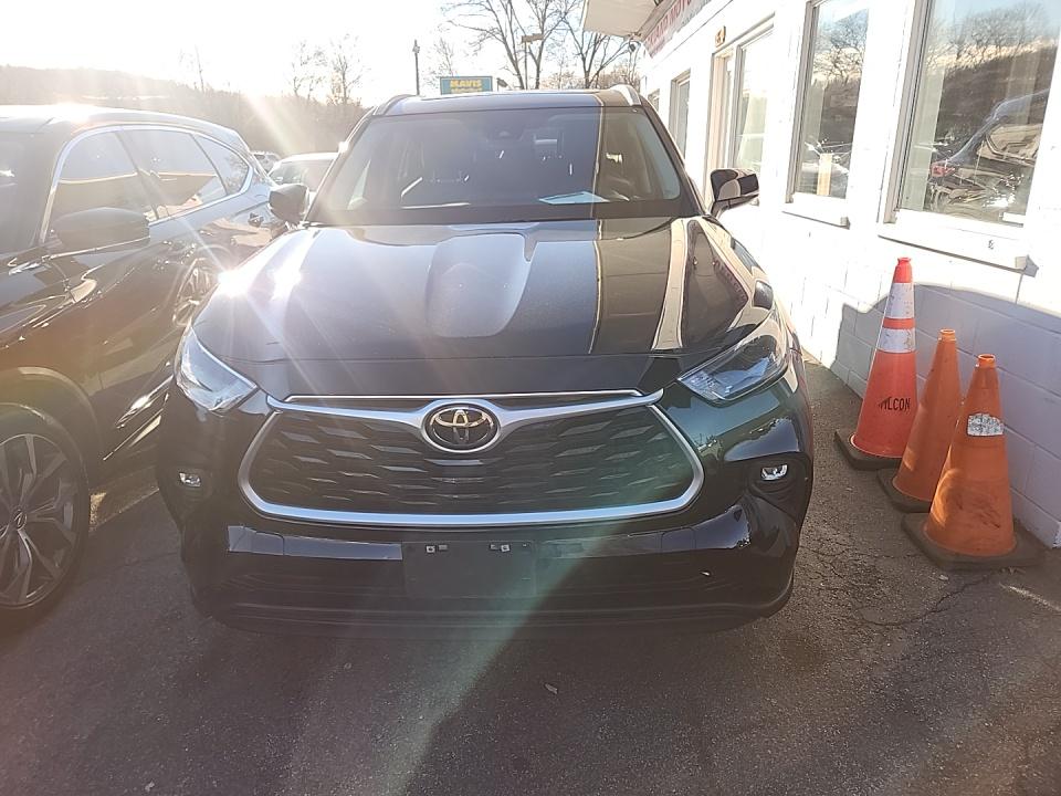 2023 Toyota Highlander XLE AWD