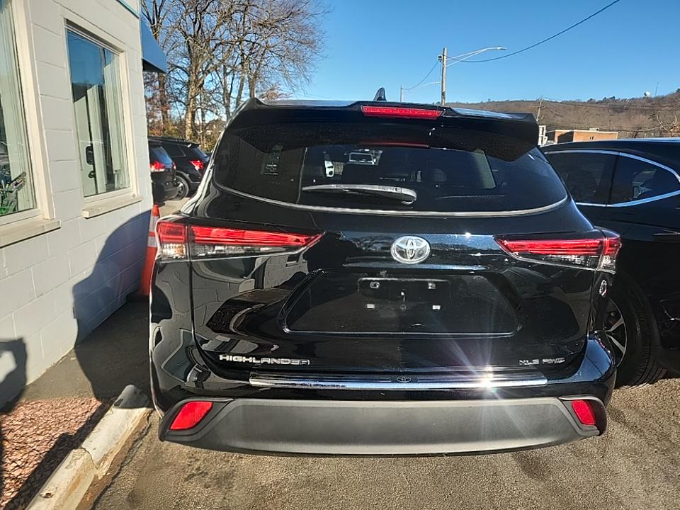2023 Toyota Highlander XLE AWD