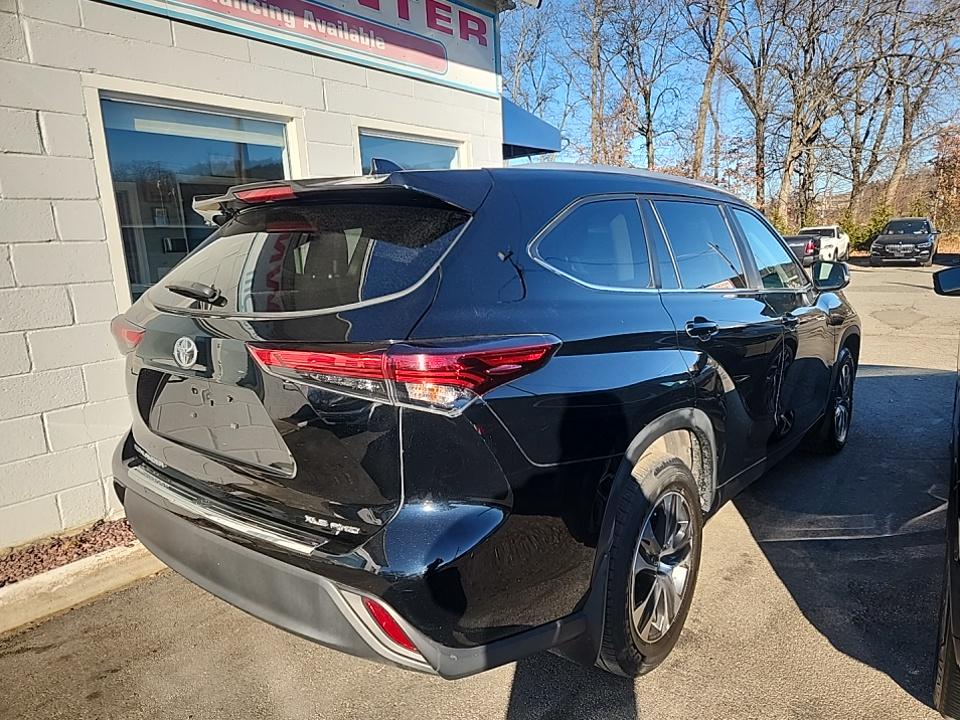 2023 Toyota Highlander XLE AWD