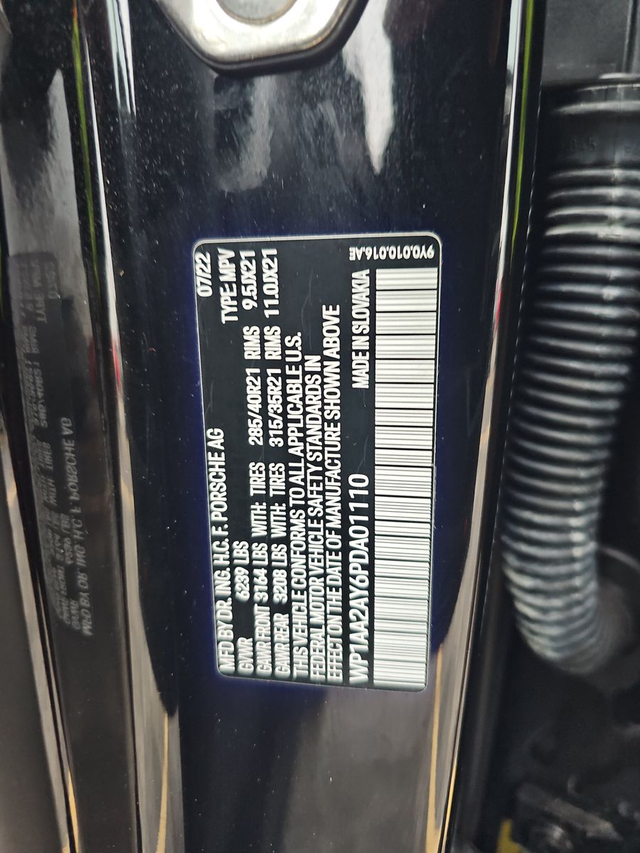 2023 Porsche Cayenne Platinum Edition AWD