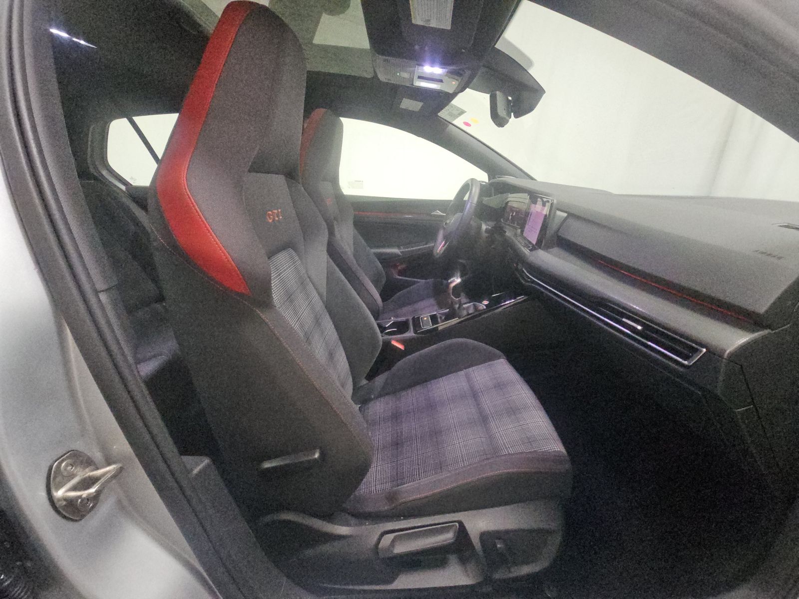 2024 Volkswagen Golf GTI 2.0T 380 SE FWD