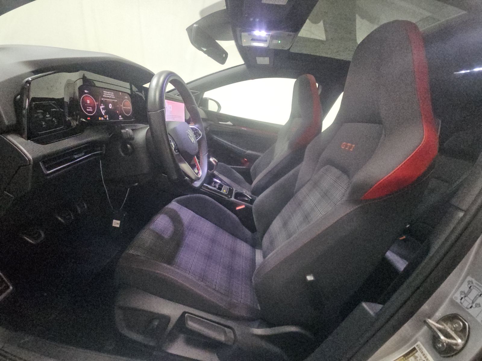 2024 Volkswagen Golf GTI 2.0T 380 SE FWD