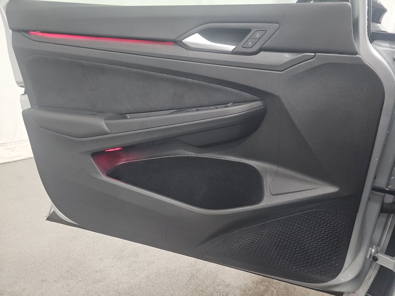 2024 Volkswagen Golf GTI 2.0T 380 SE FWD