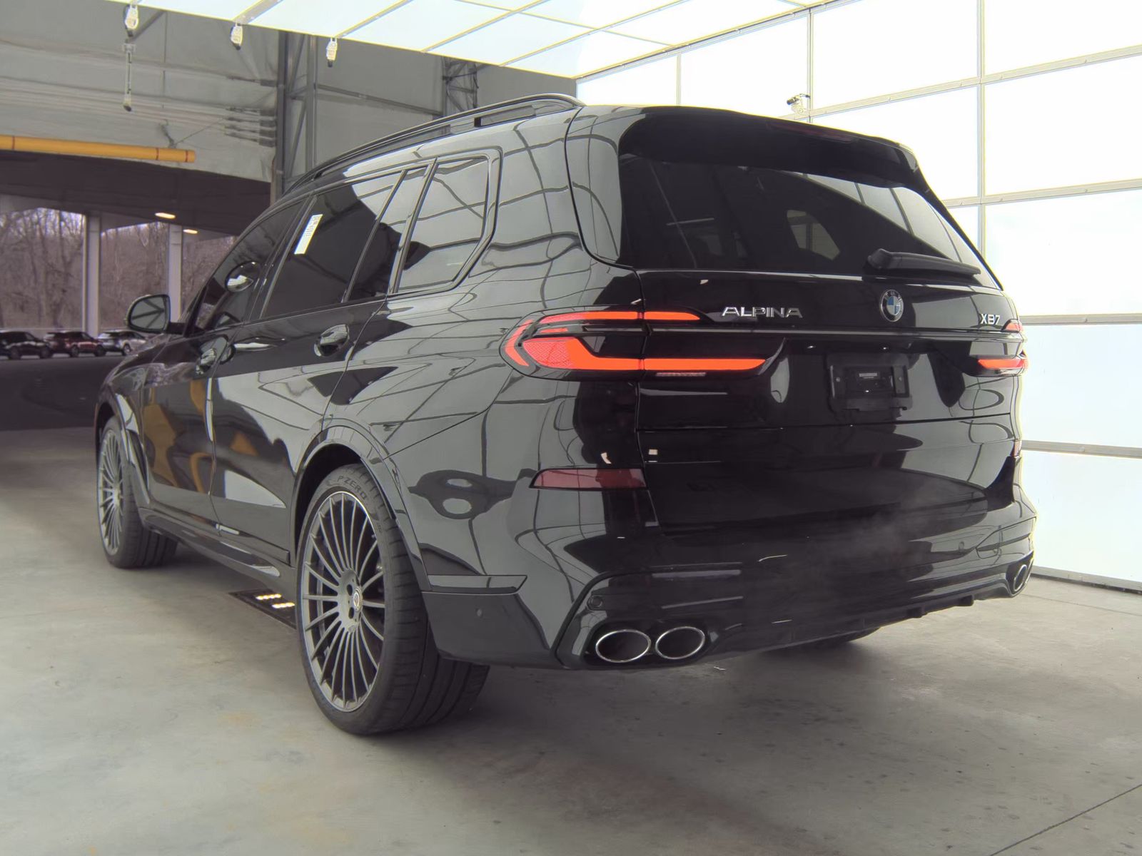 2023 BMW X7 ALPINA XB7 AWD