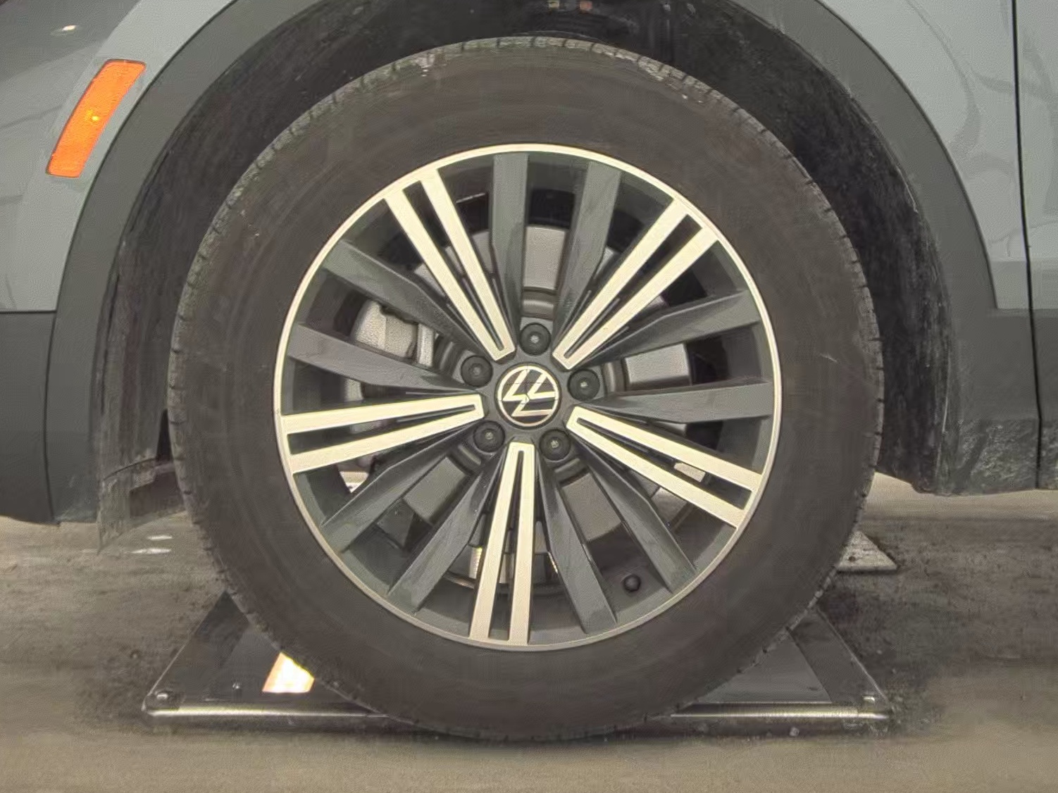 2024 Volkswagen Tiguan 2.0T Wolfsburg Edition FWD