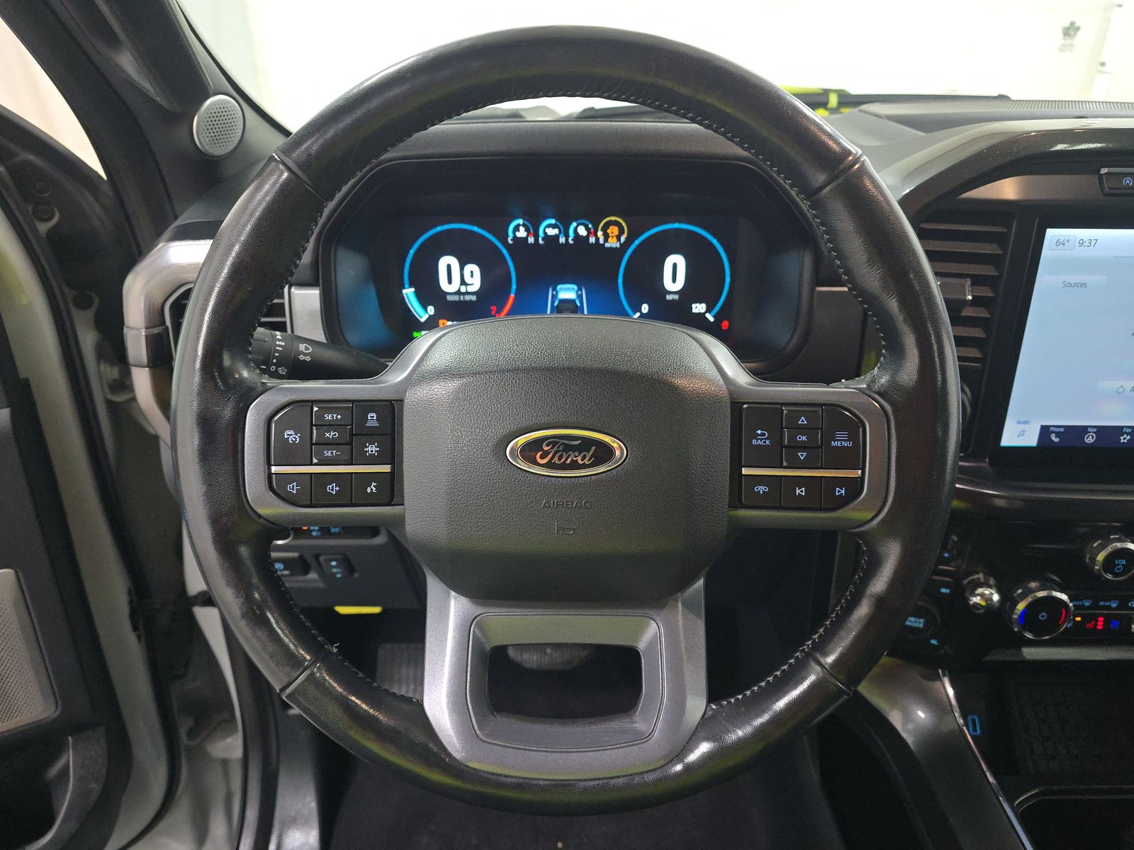 2023 Ford F-150 Lariat AWD