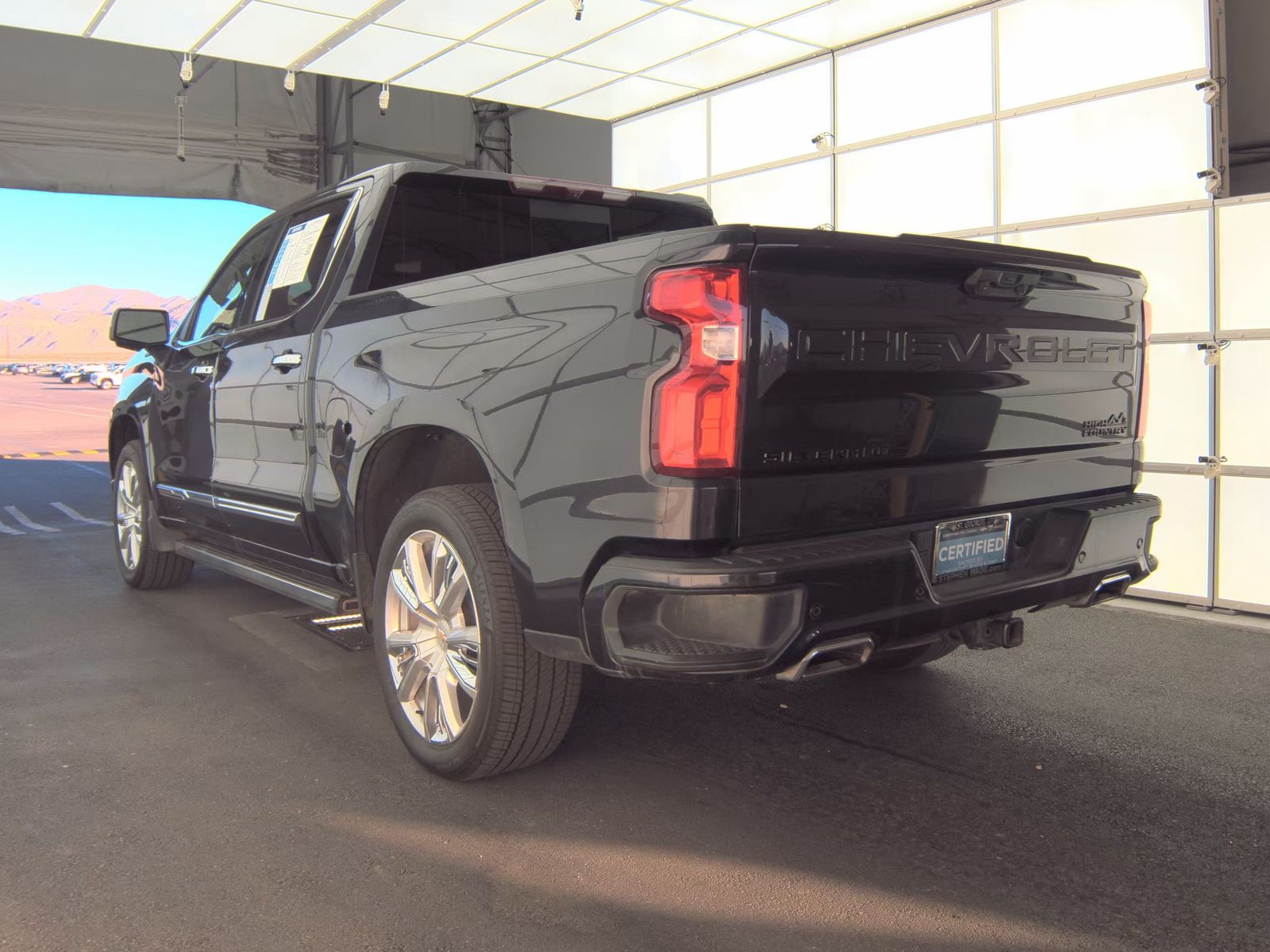 2022 Chevrolet Silverado 1500 High Country AWD