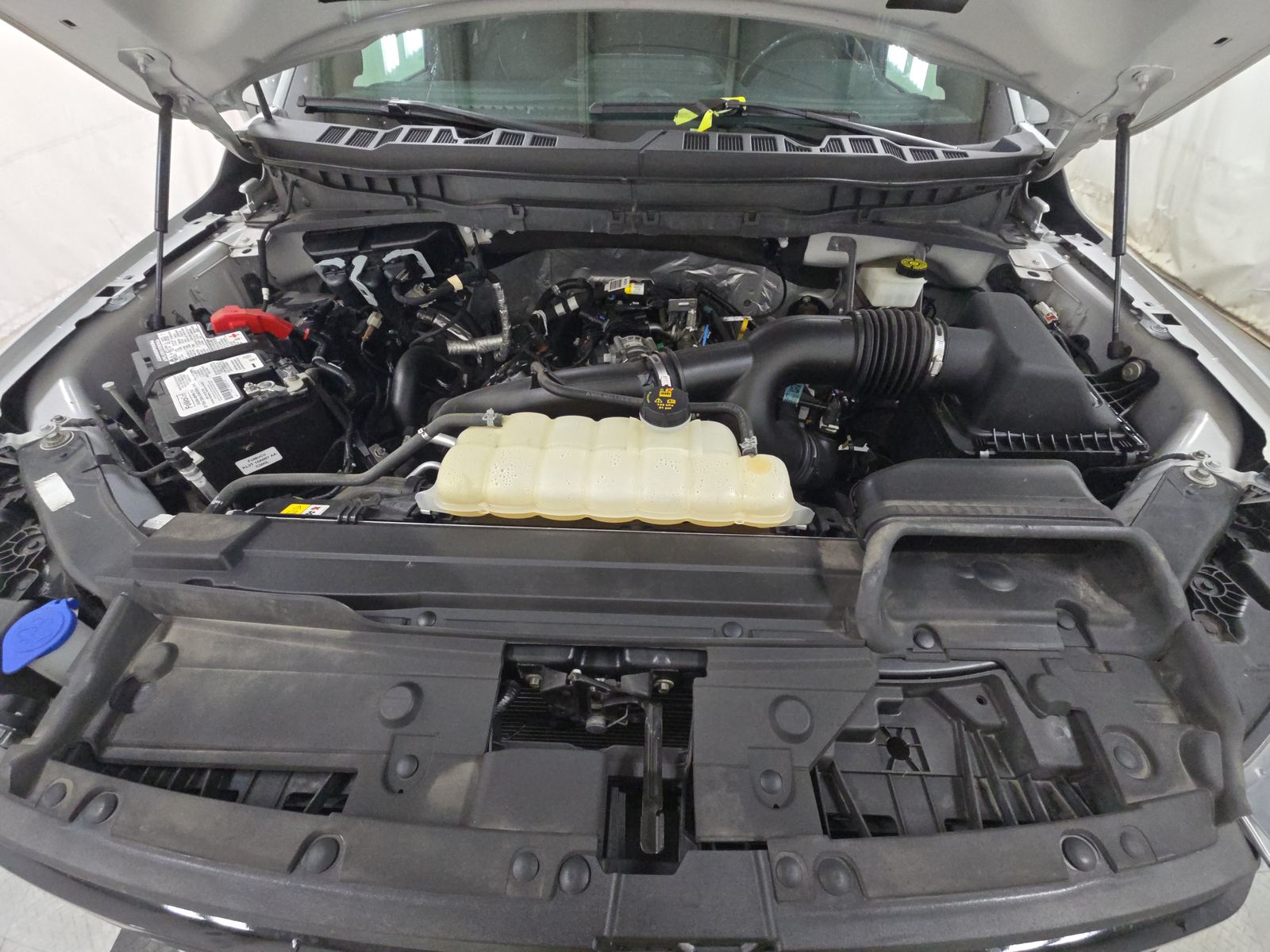 2023 Ford F-150 Lariat AWD