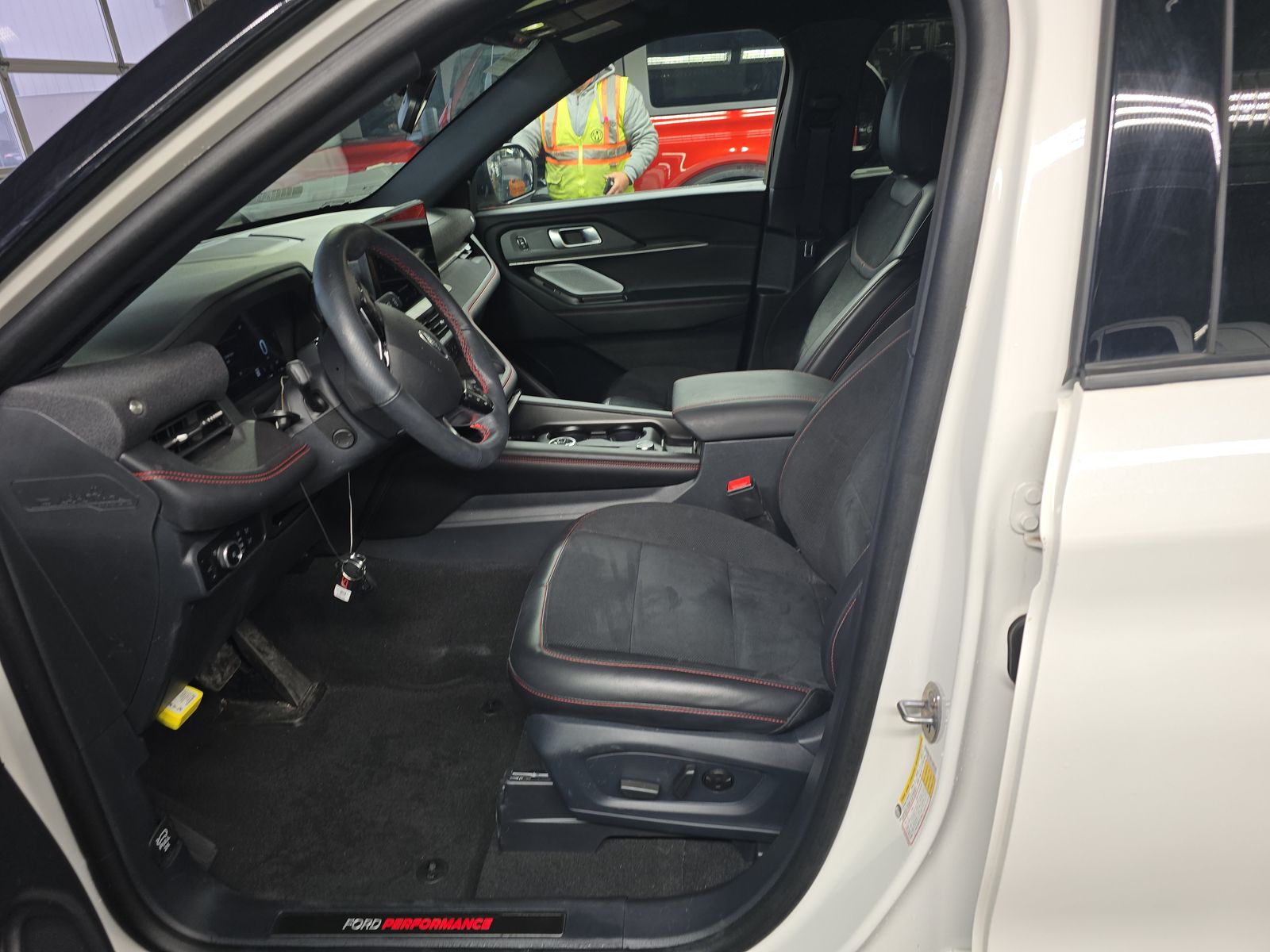 2025 Ford Explorer ST AWD