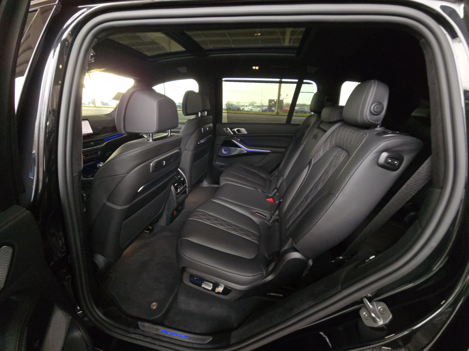 2023 BMW X7 ALPINA XB7 AWD