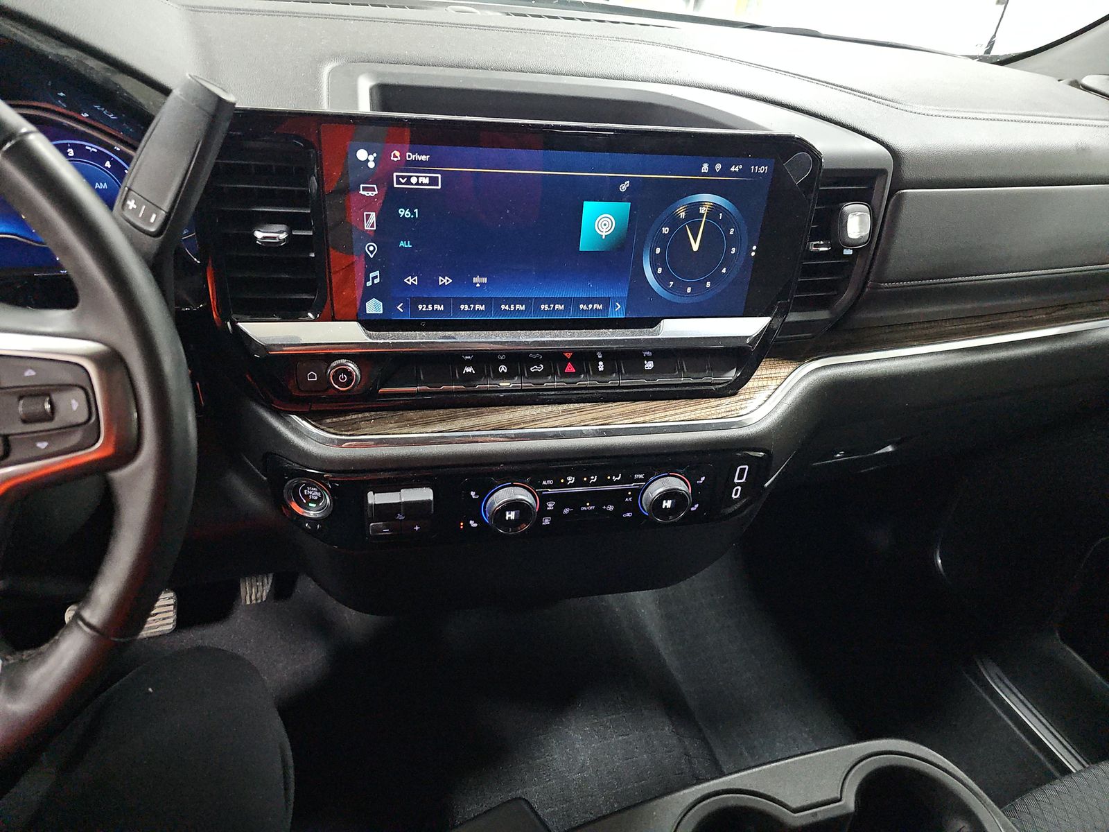 2023 Chevrolet Silverado 1500 RST AWD