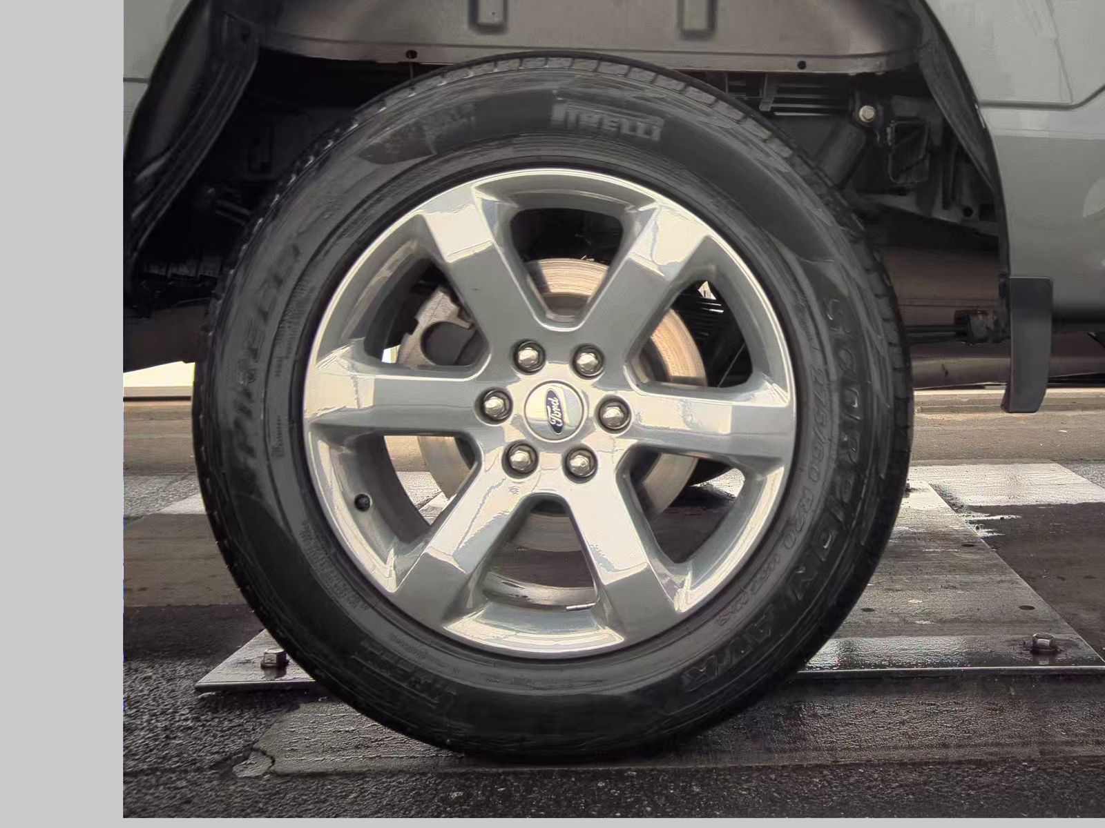 2023 Ford F-150 Lariat AWD