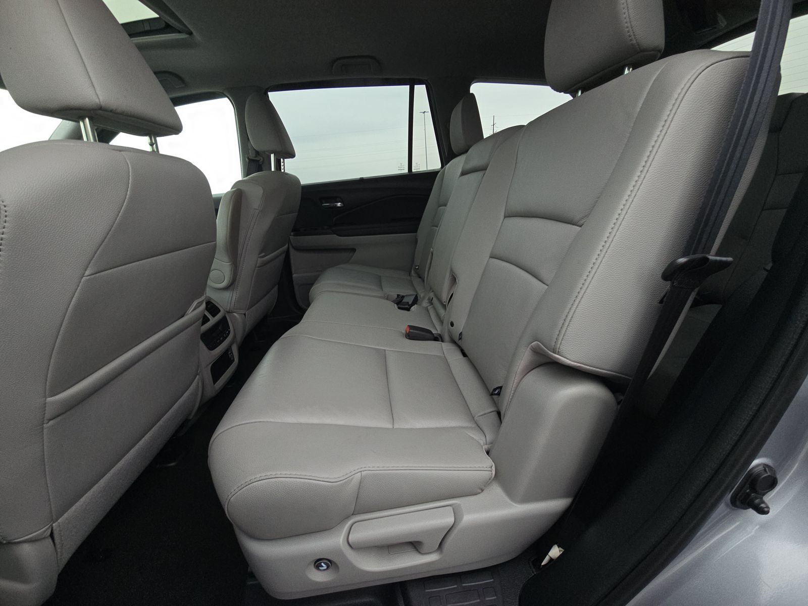 2022 Honda Pilot Special Edition AWD