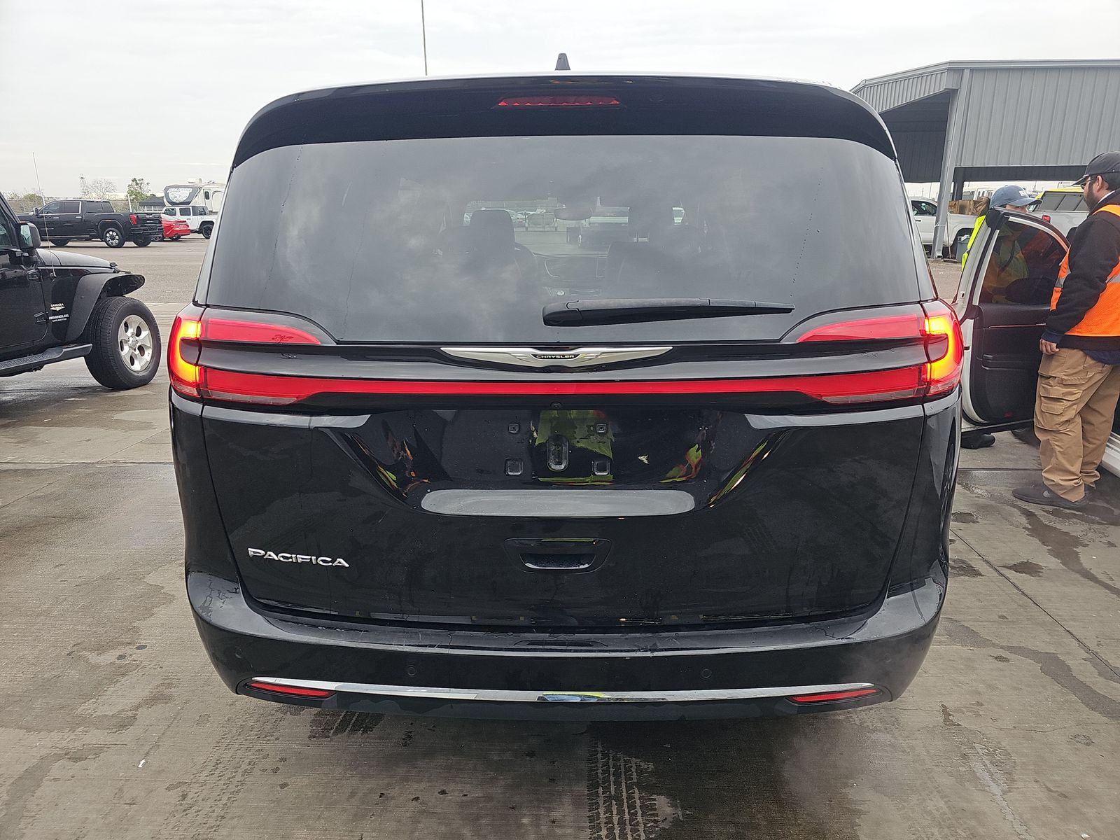 2024 Chrysler Pacifica Touring L FWD