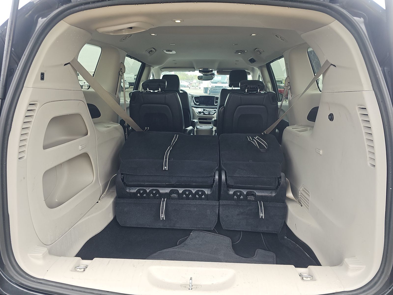 2024 Chrysler Pacifica Touring L FWD