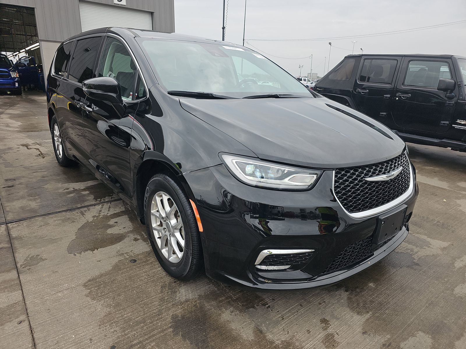 2024 Chrysler Pacifica Touring L FWD