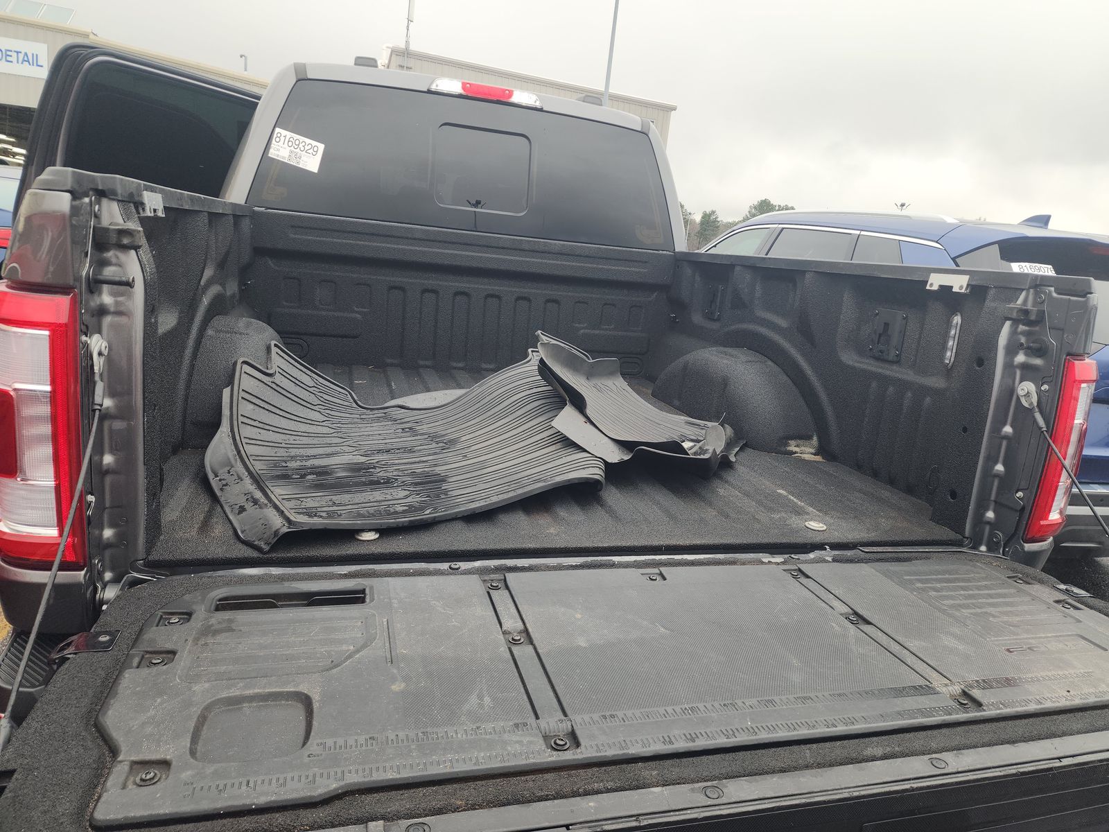 2023 Ford F-150 Lariat AWD