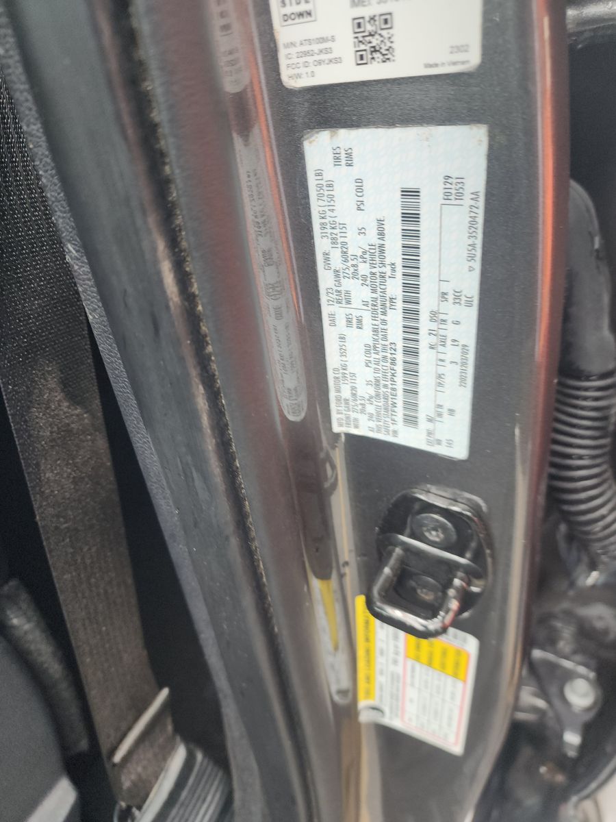 2023 Ford F-150 Lariat AWD