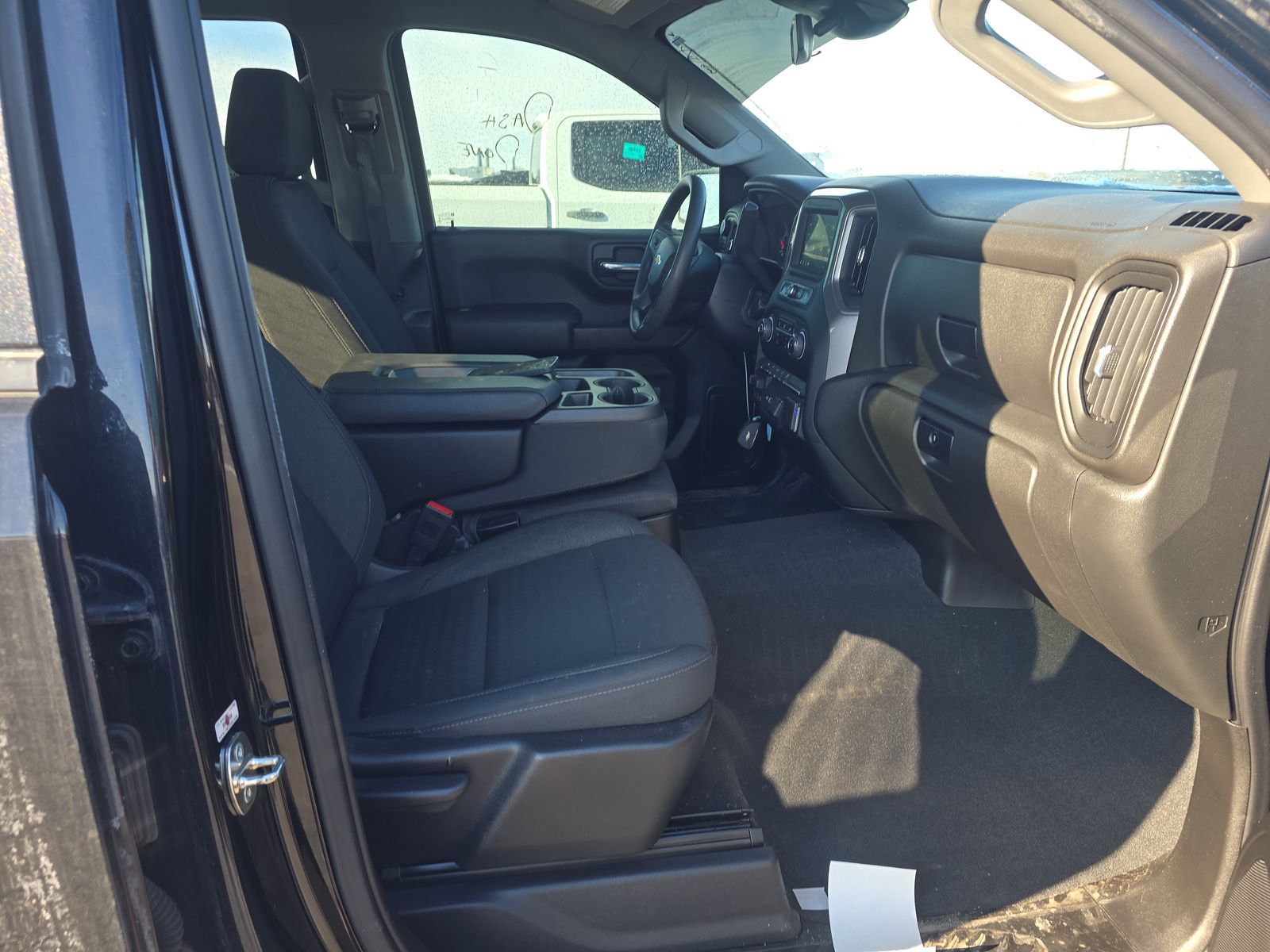 2023 Chevrolet Silverado 1500 Custom AWD