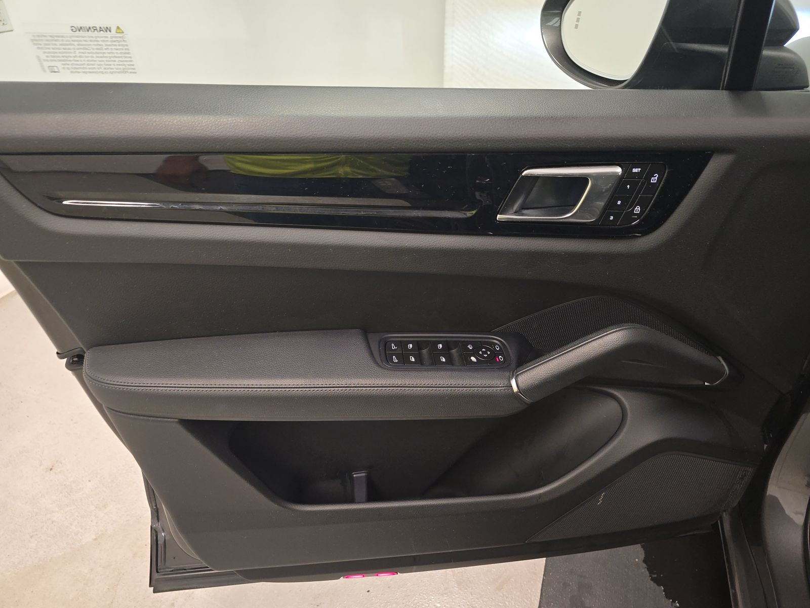 2023 Porsche Cayenne Base AWD