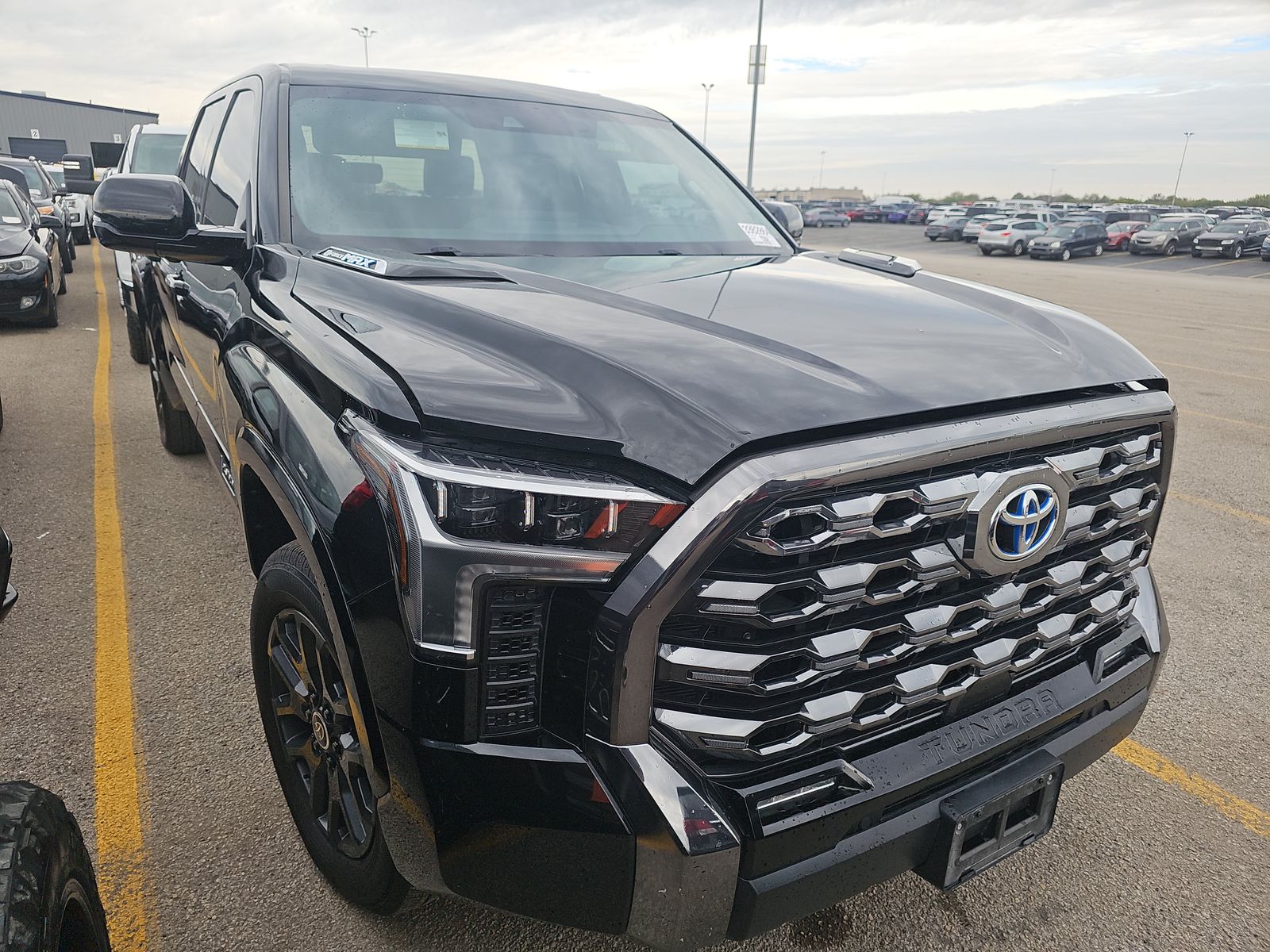 2024 Toyota Tundra Hybrid Platinum AWD