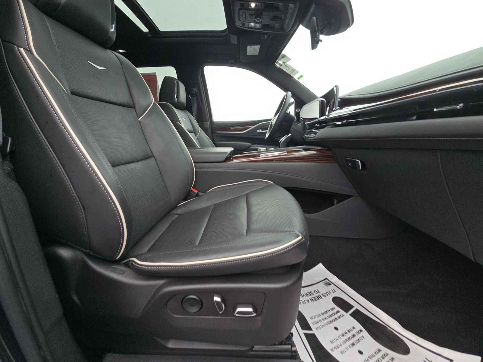 2022 Cadillac Escalade Premium Luxury AWD