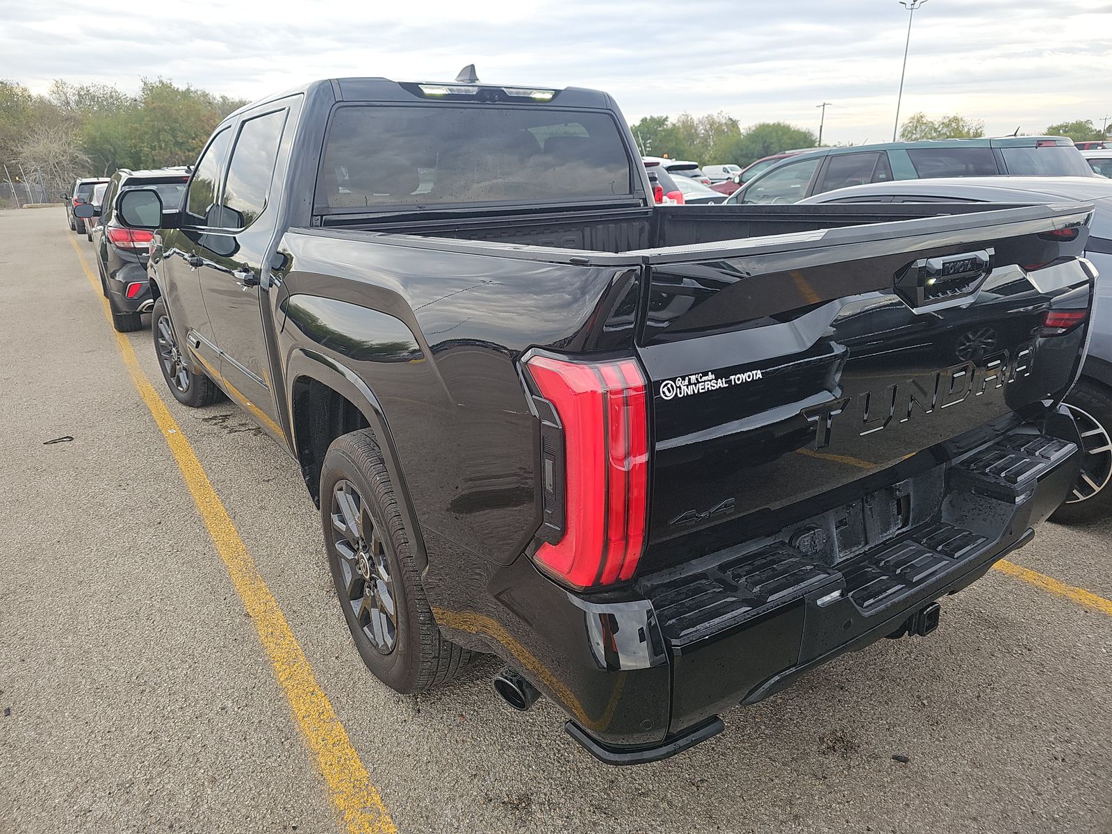 2024 Toyota Tundra Hybrid Platinum AWD