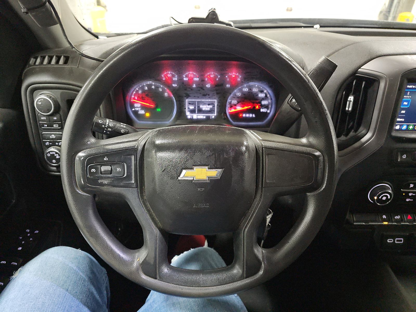 2022 Chevrolet Silverado 1500 Custom AWD