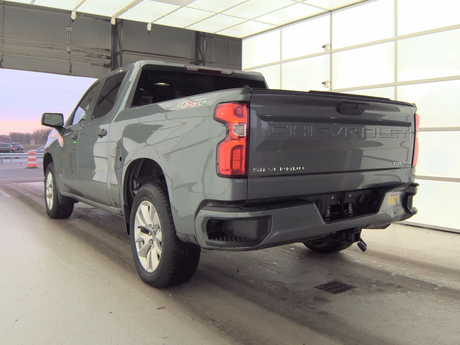 2022 Chevrolet Silverado 1500 Custom AWD