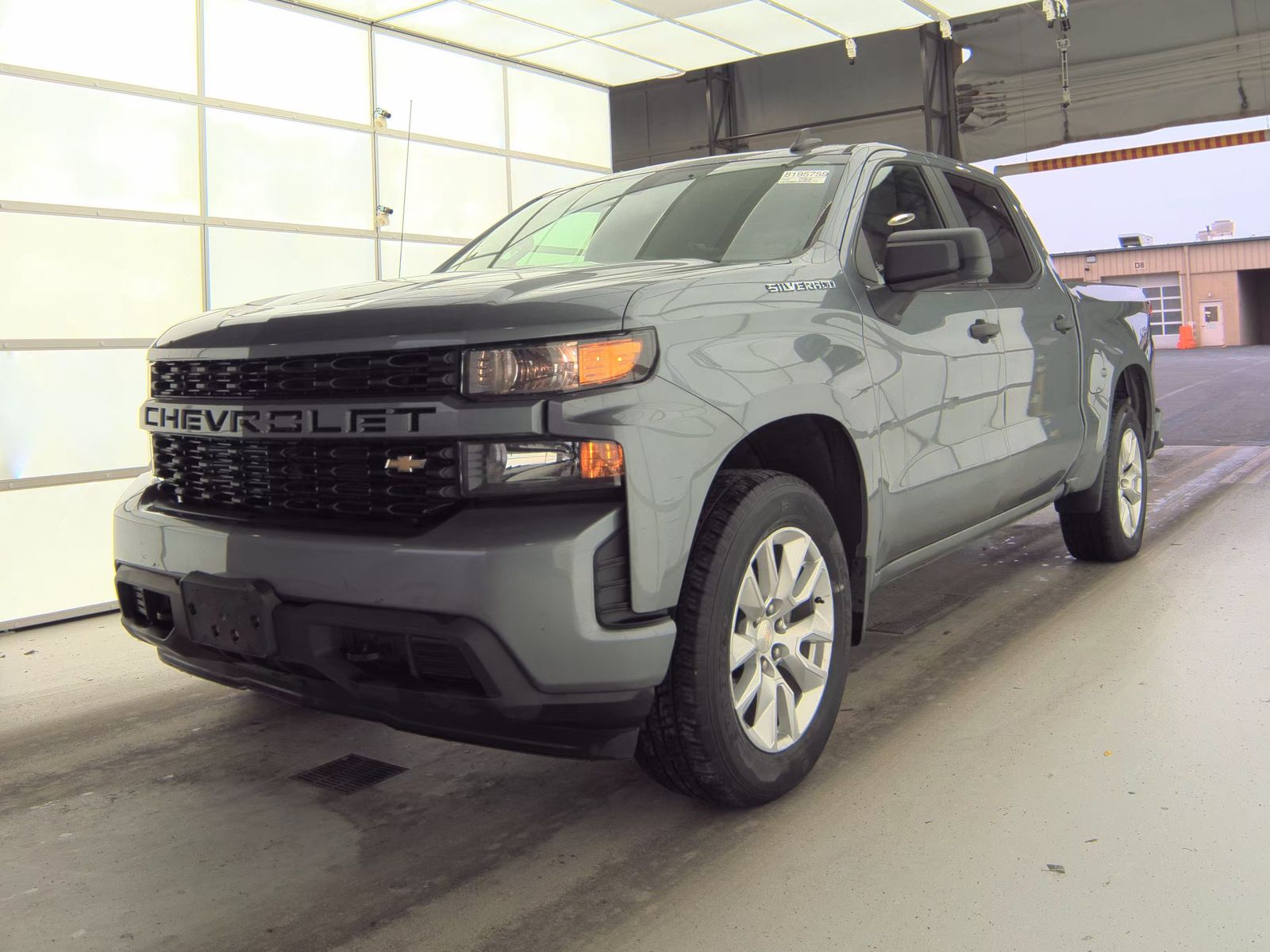 2022 Chevrolet Silverado 1500 Custom AWD