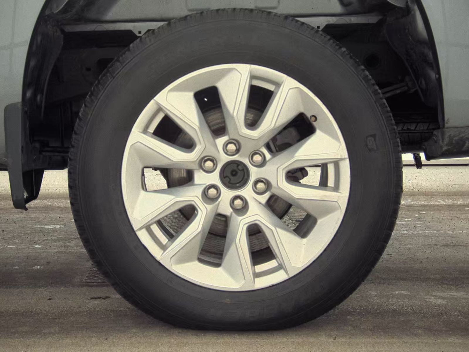 2022 Chevrolet Silverado 1500 Custom AWD