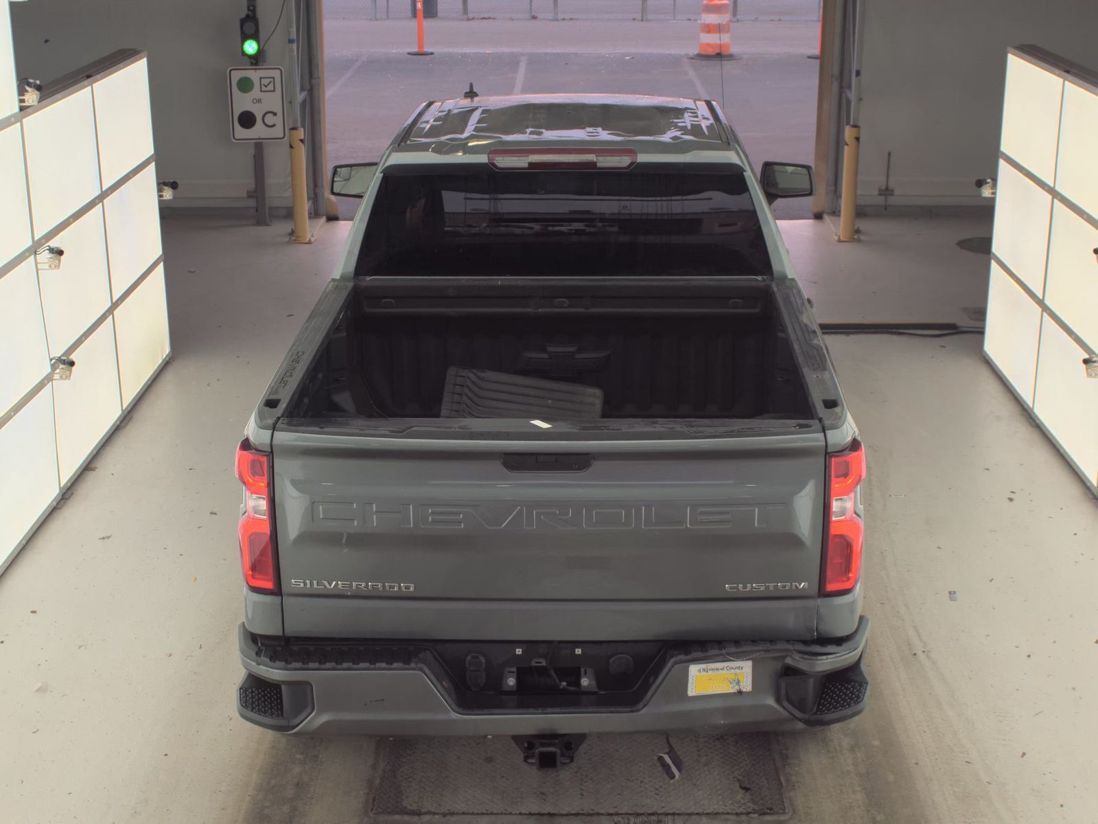 2022 Chevrolet Silverado 1500 Custom AWD