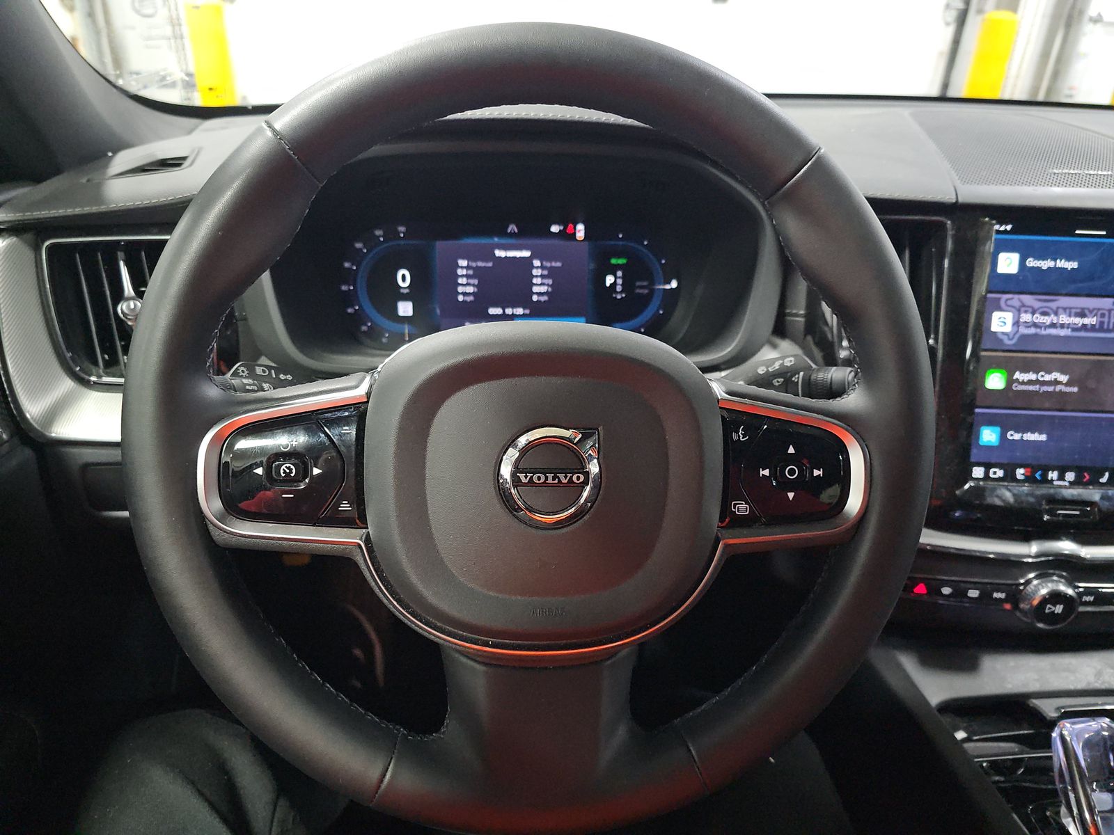 2024 Volvo XC60 Recharge T8 Ultimate Black Edition AWD