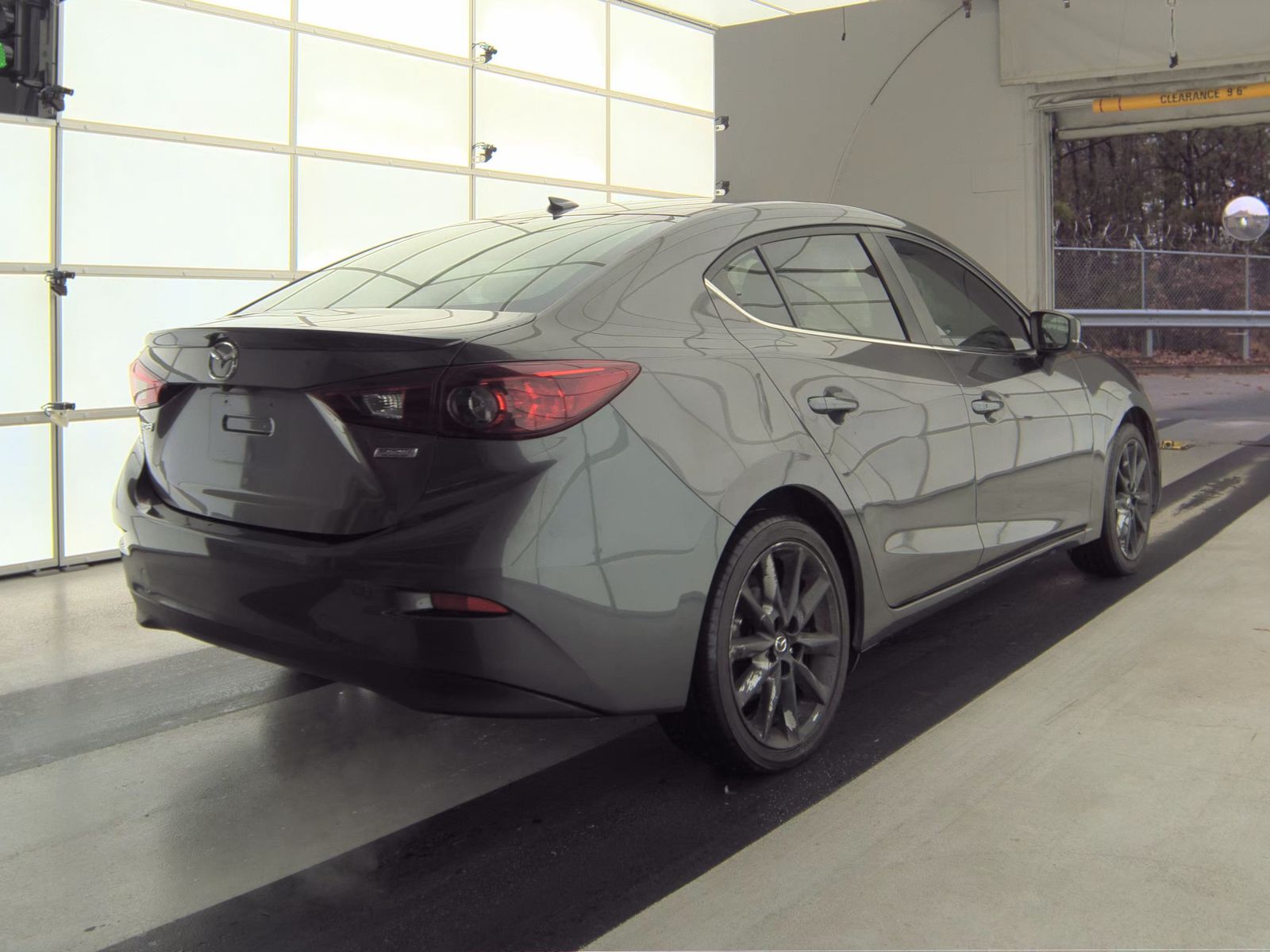 2018 MAZDA MAZDA3 Touring FWD