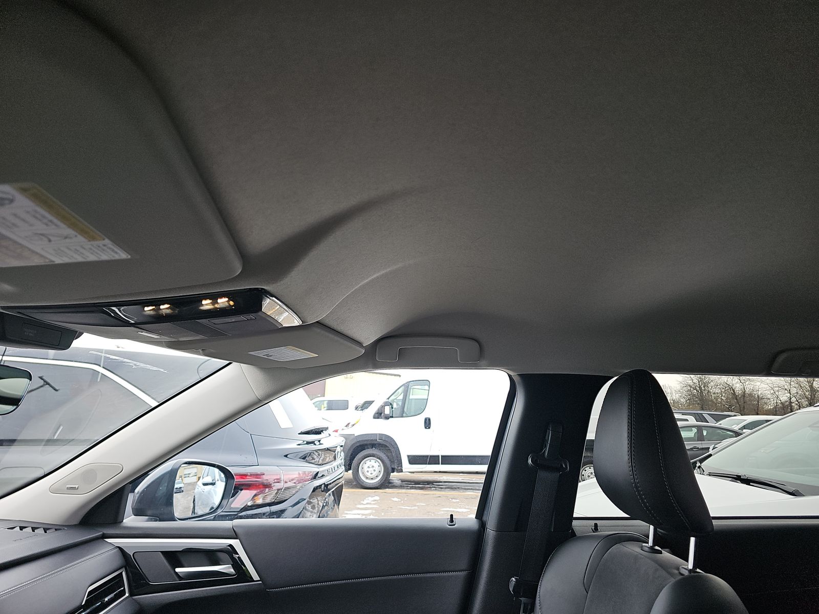 2025 Mitsubishi Outlander SE AWD