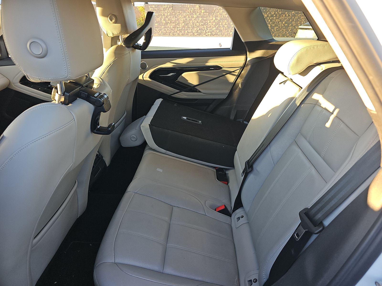 2023 Land Rover Range Rover Evoque SE AWD