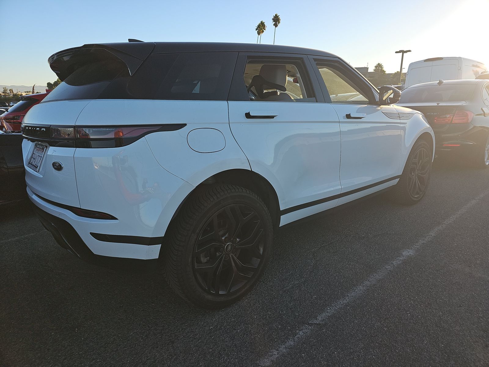 2023 Land Rover Range Rover Evoque SE AWD