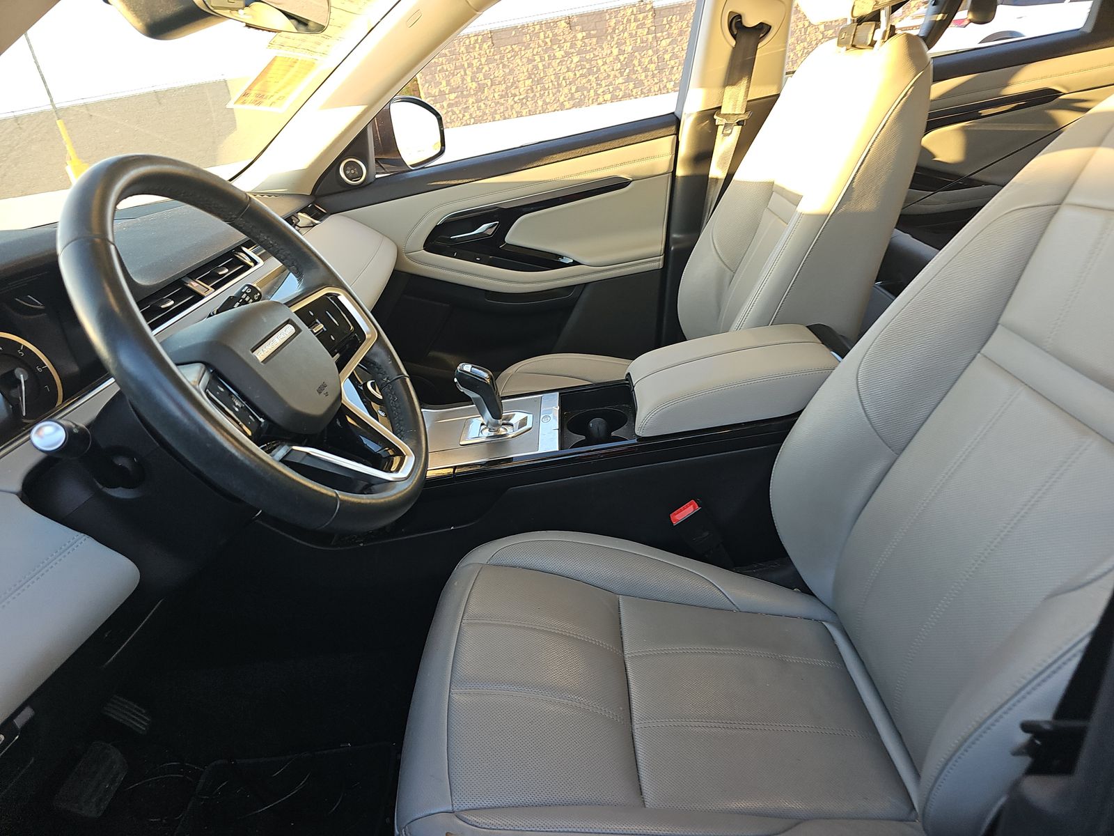 2023 Land Rover Range Rover Evoque SE AWD