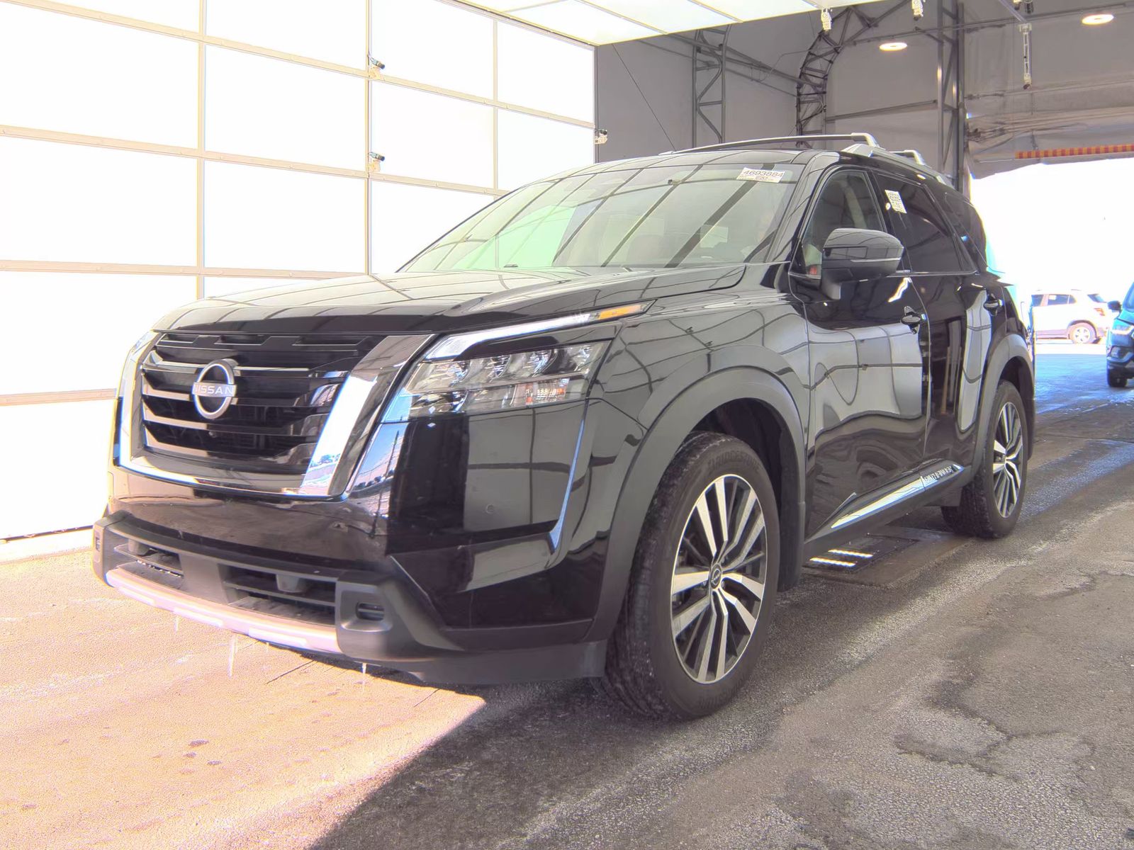 2024 Nissan Pathfinder Platinum AWD