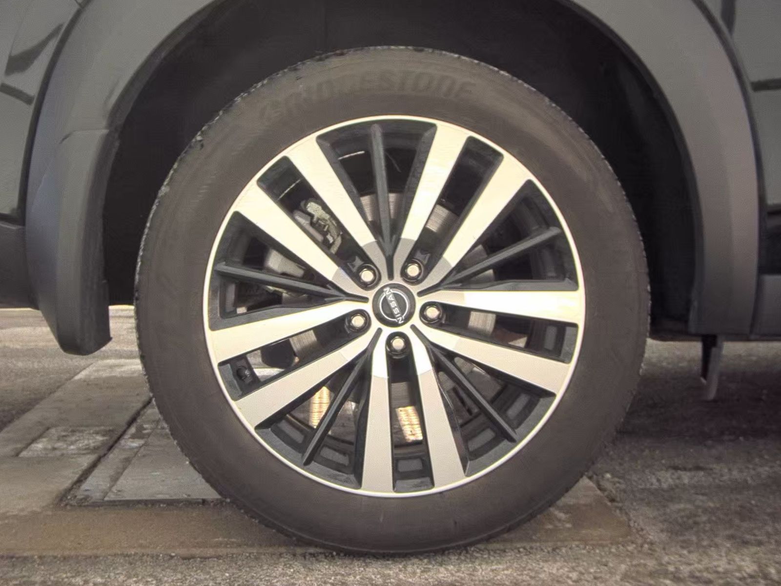 2024 Nissan Pathfinder Platinum AWD