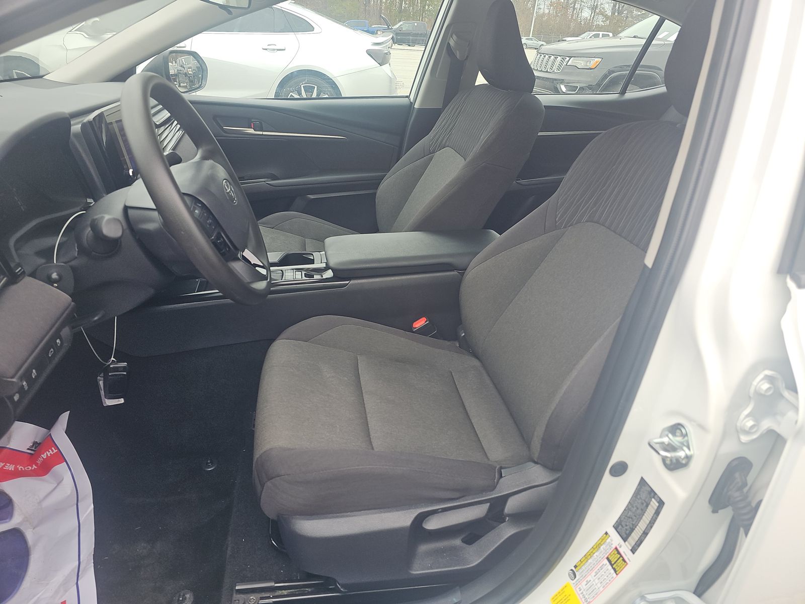 2025 Toyota Camry LE FWD