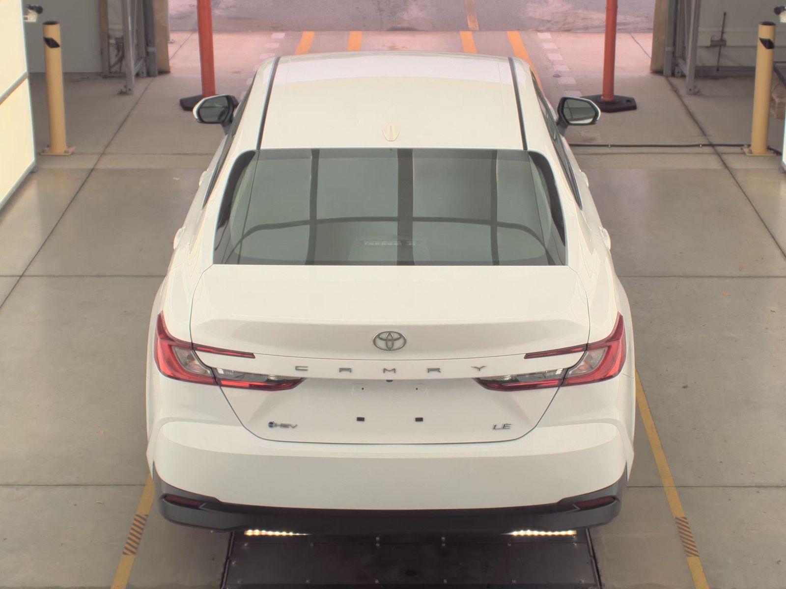 2025 Toyota Camry LE FWD