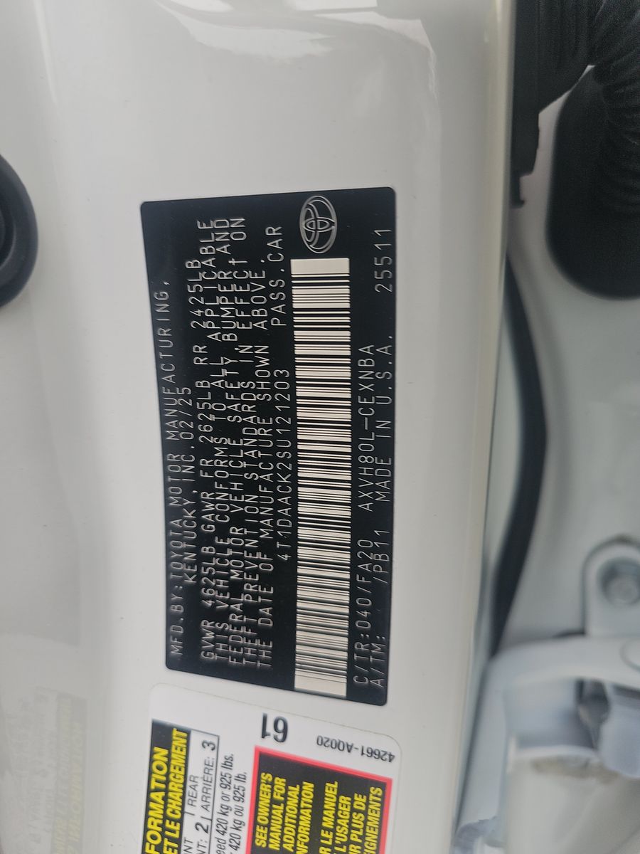 2025 Toyota Camry LE FWD